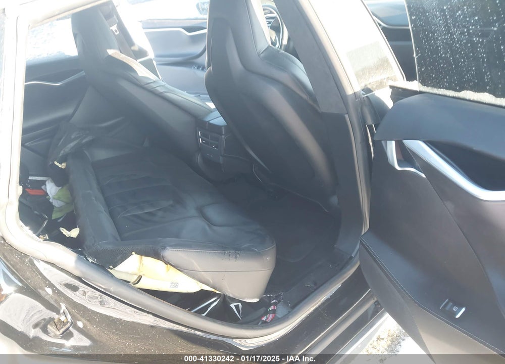 2016 TESLA MODEL S VIN: 5YJSA1E26GF171482