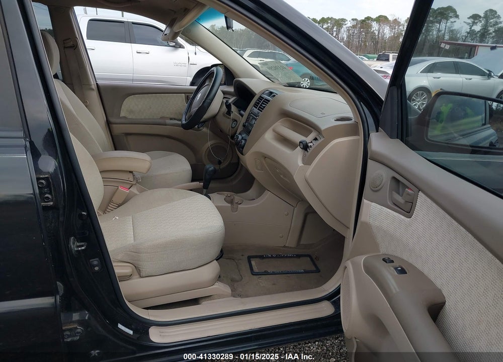 2007 KIA SPORTAGE LX VIN: KNDJF724877426824