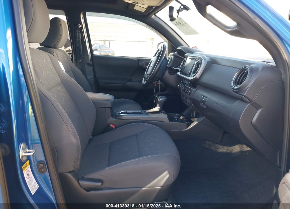 2017 TOYOTA TACOMA TRD SPORT VIN: 3TMCZ5AN6HM080861
