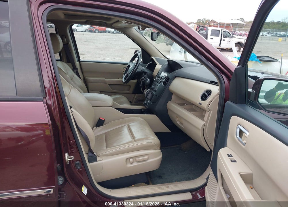 2015 HONDA PILOT TOURING VIN: 5FNYF3H98FB022098