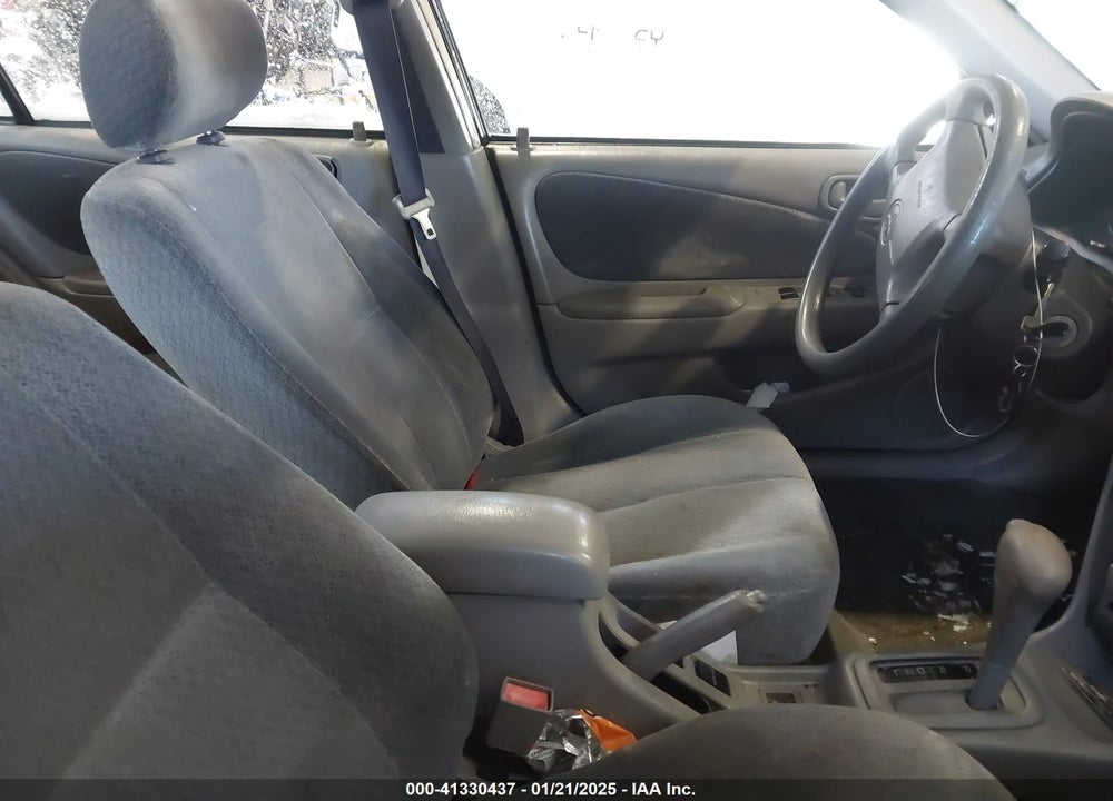 2001 TOYOTA COROLLA LE VIN: 2T1BR12E11C498942