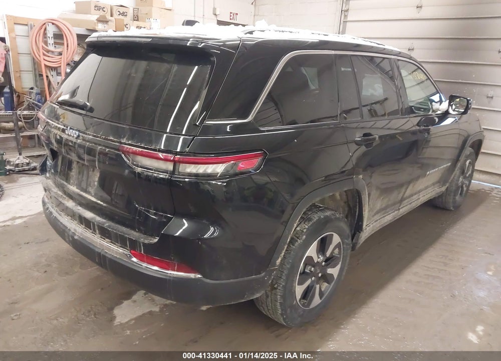 2024 JEEP GRAND CHEROKEE 4XE VIN: 1C4RJYB62R8959354