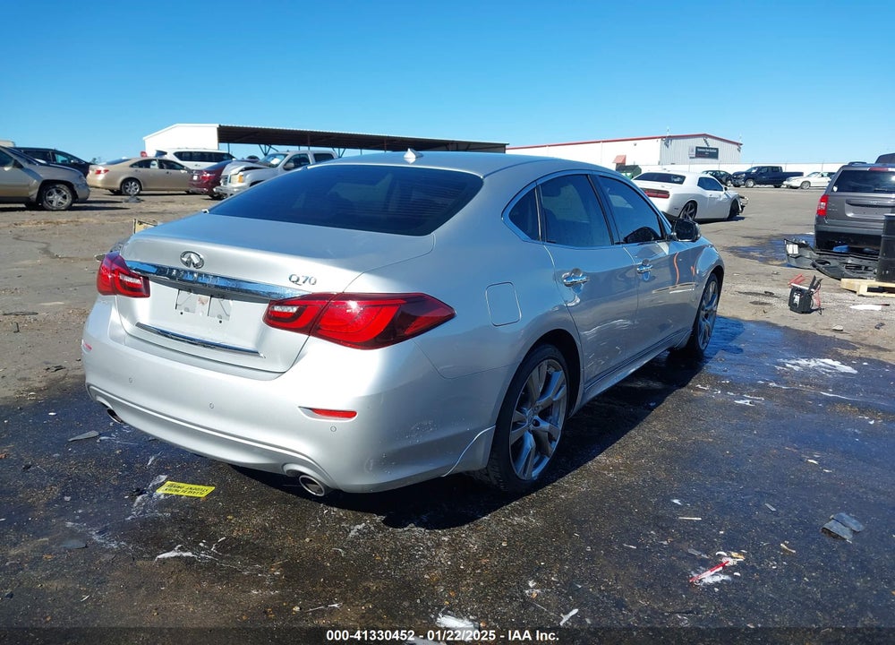2015 INFINITI Q70 VIN: JN1BY1APXFM540513
