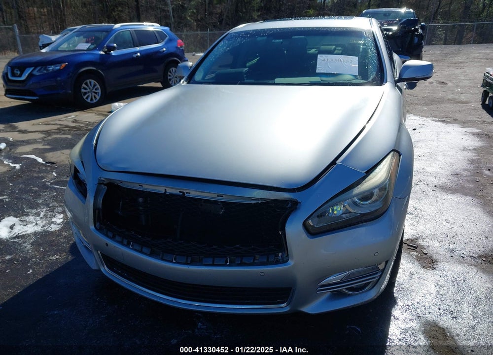 2015 INFINITI Q70 VIN: JN1BY1APXFM540513
