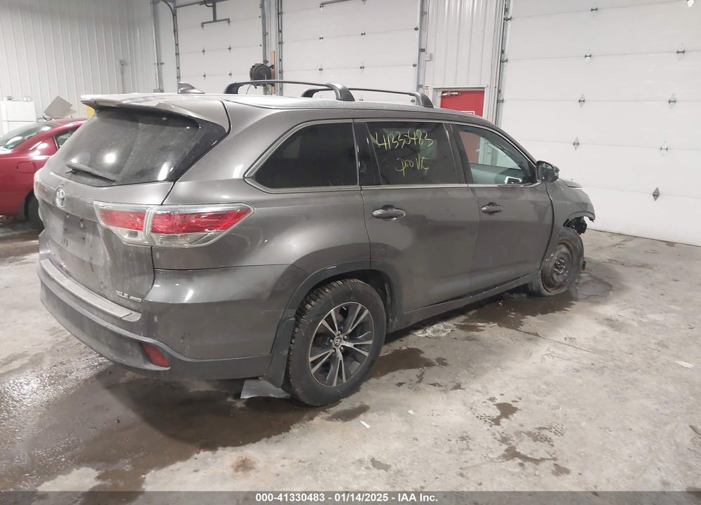 2016 TOYOTA HIGHLANDER XLE V6 VIN: 5TDJKRFHXGS317890