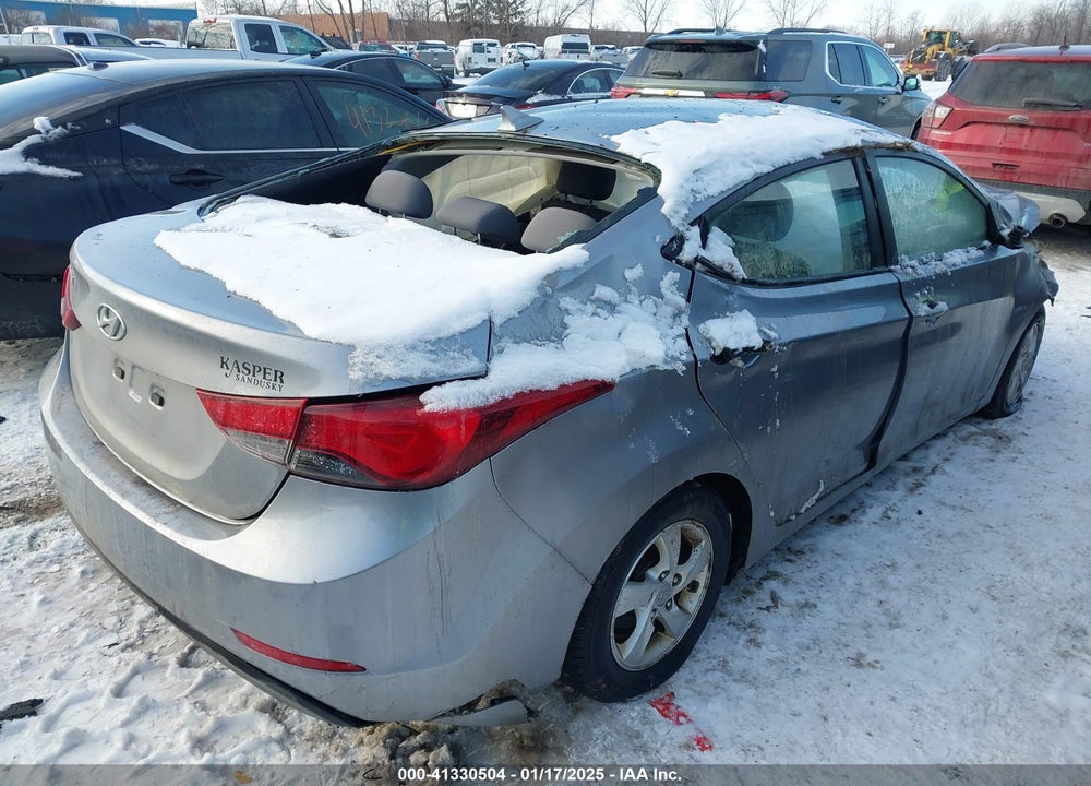 2015 HYUNDAI ELANTRA VIN: 5NPDH4AE6FH602554