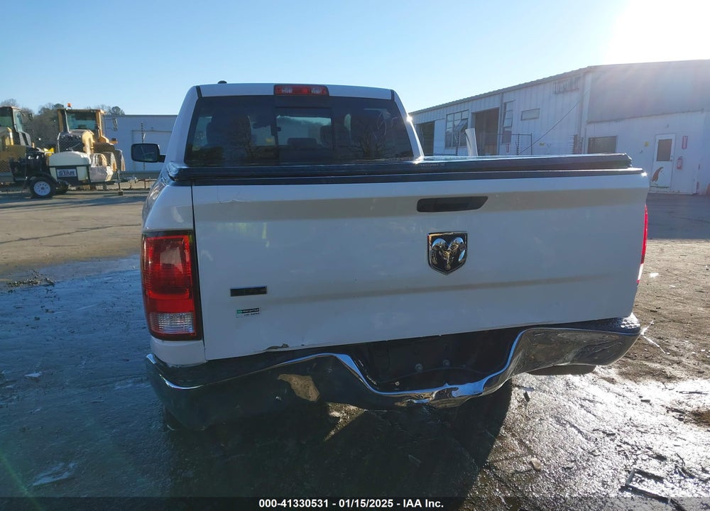2020 RAM 1500 CLASSIC VIN: 1C6RR6TT1LS102638