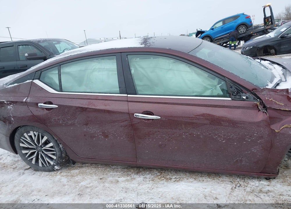 2025 NISSAN ALTIMA SV FWD VIN: 1N4BL4DV4SN305526