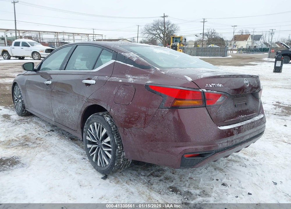 2025 NISSAN ALTIMA SV FWD VIN: 1N4BL4DV4SN305526