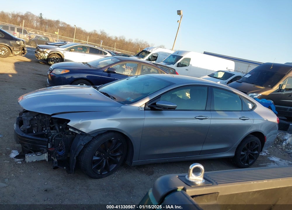 2016 CHRYSLER 200 VIN: 1C3CCCBB4GN162543