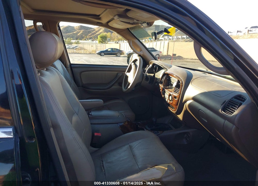 2002 TOYOTA SEQUOIA LIMITED V8 VIN: 5TDBT48A82S128779