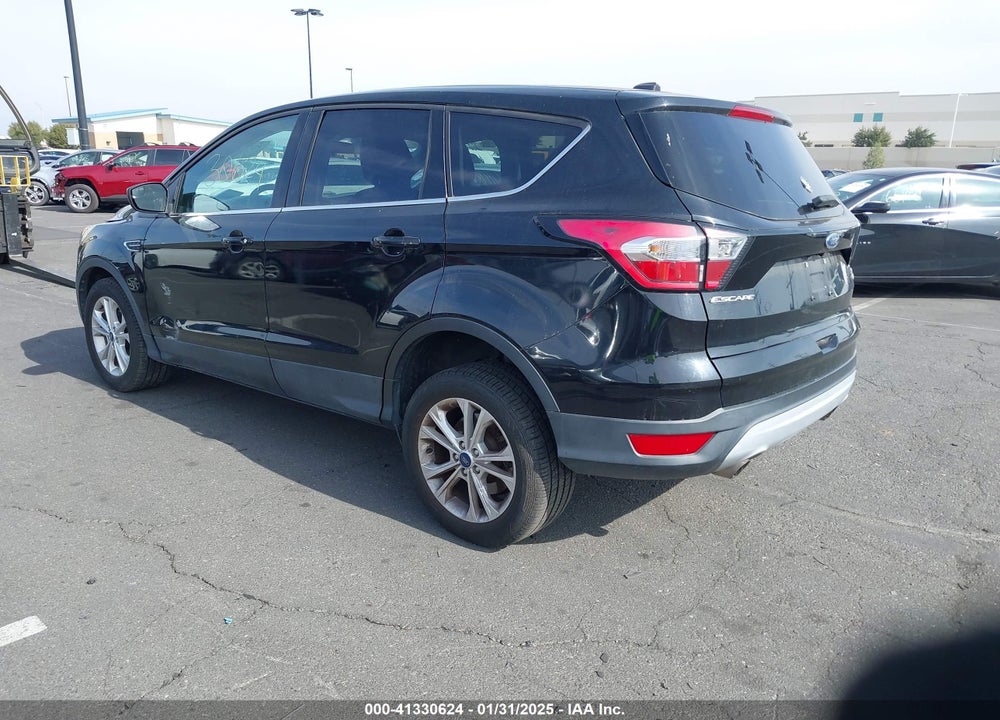 2017 FORD ESCAPE SE VIN: 1FMCU0GD8HUD54133