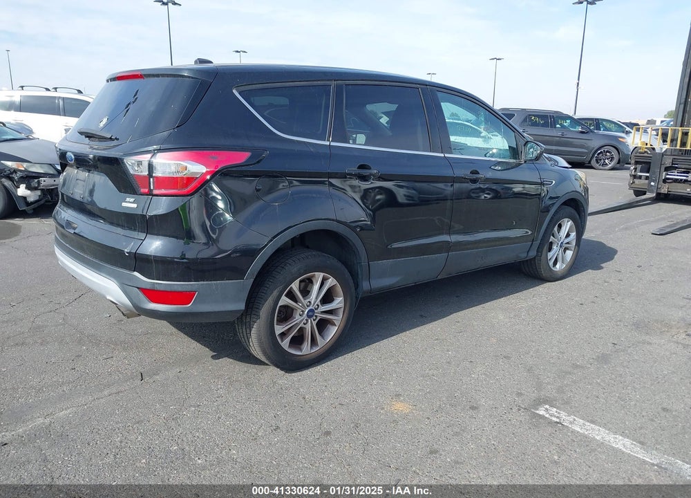 2017 FORD ESCAPE SE VIN: 1FMCU0GD8HUD54133