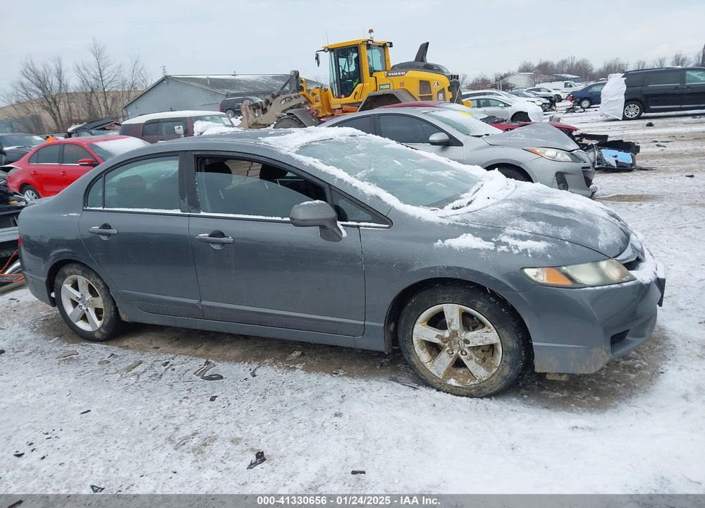 2010 HONDA CIVIC VIN: 19XFA1F67AE073108