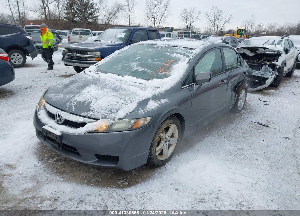 2010 HONDA CIVIC VIN: 19XFA1F67AE073108