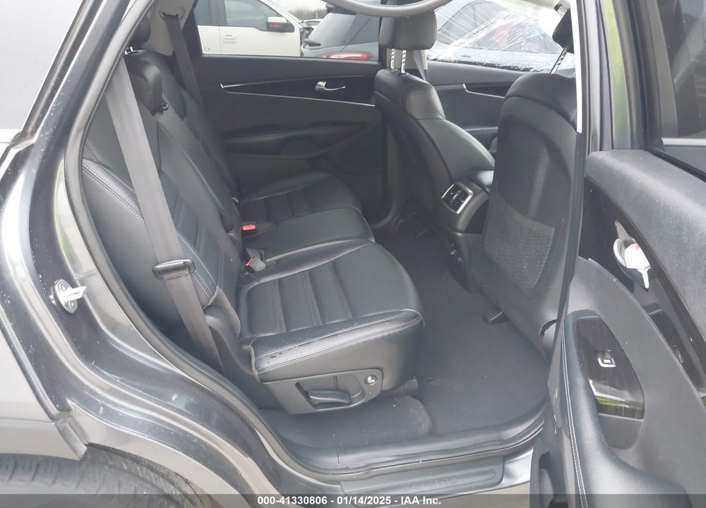 2020 KIA SORENTO 3.3L EX VIN: 5XYPH4A50LG666153