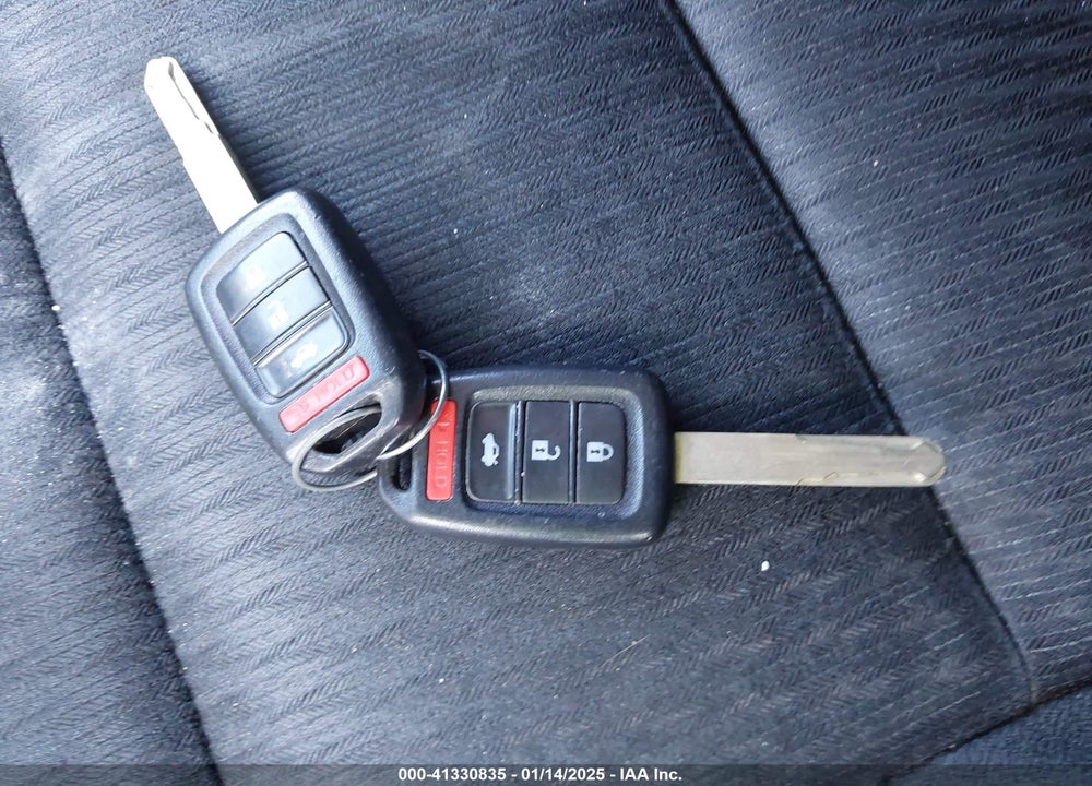 2015 HONDA ACCORD VIN: 1HGCR2F51FA112845