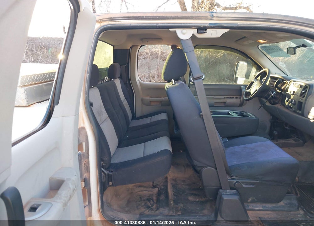 2008 CHEVROLET SILVERADO 2500HD WORK TRUCK VIN: 1GCHK29K98E172362