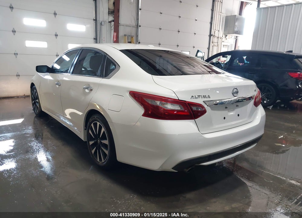 2018 NISSAN ALTIMA VIN: 1N4AL3AP7JC151500