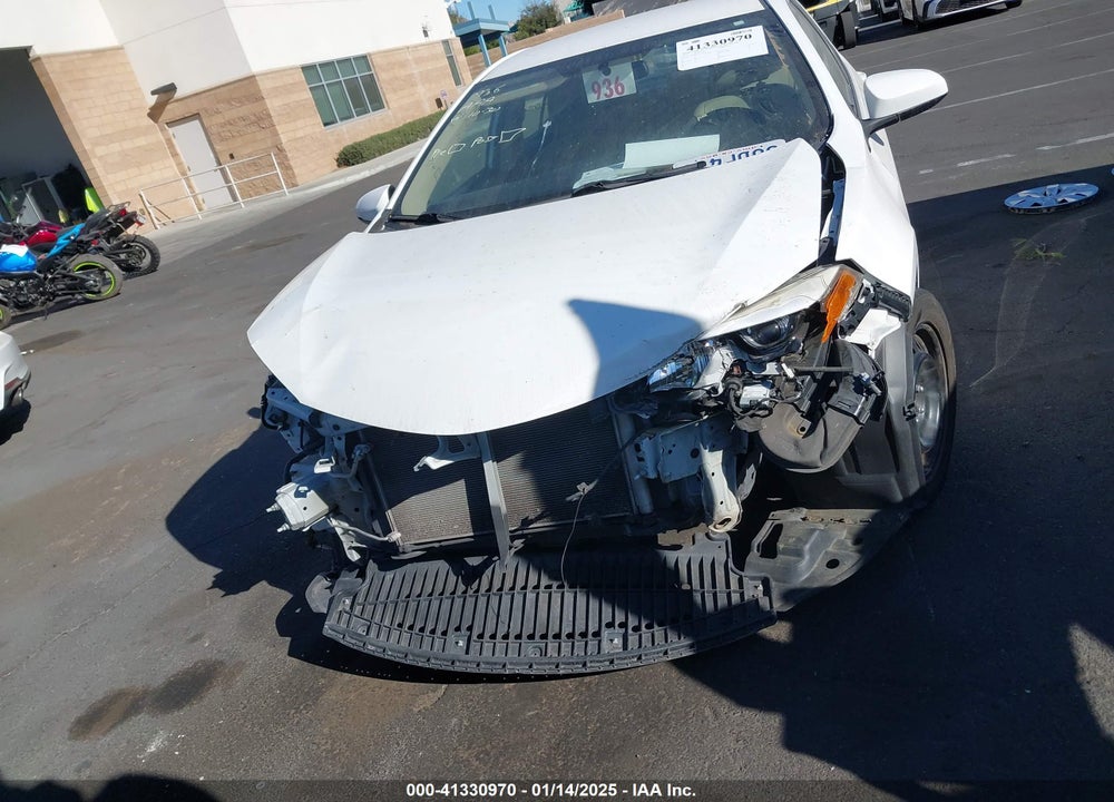 2014 TOYOTA COROLLA LE VIN: 5YFBURHE4EP171896