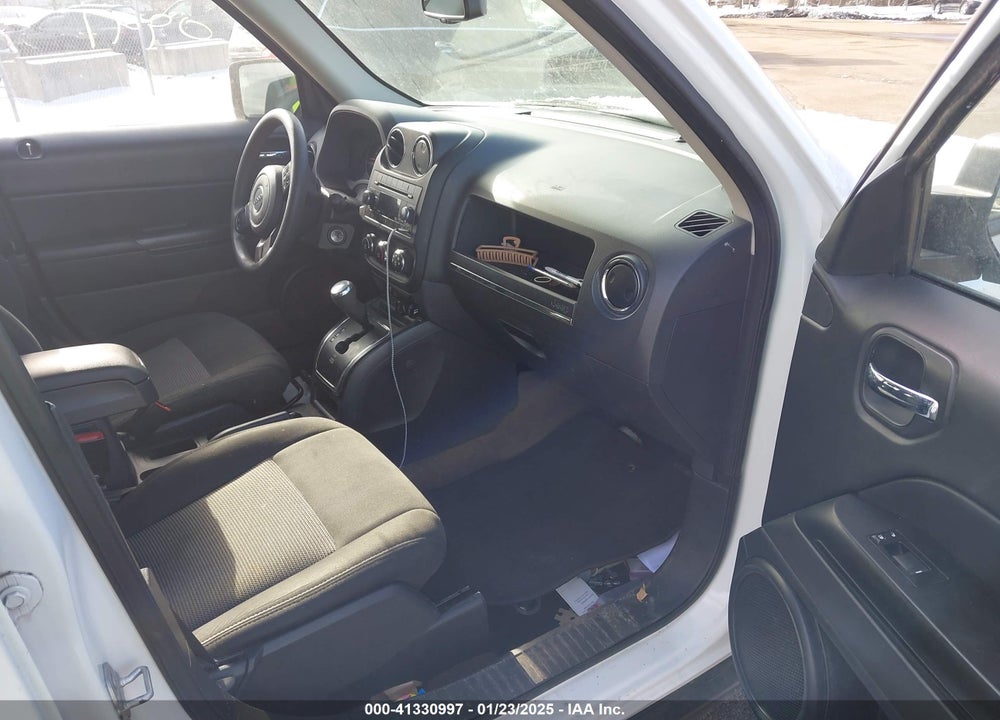 2016 JEEP PATRIOT SPORT VIN: 1C4NJPBB5GD800287