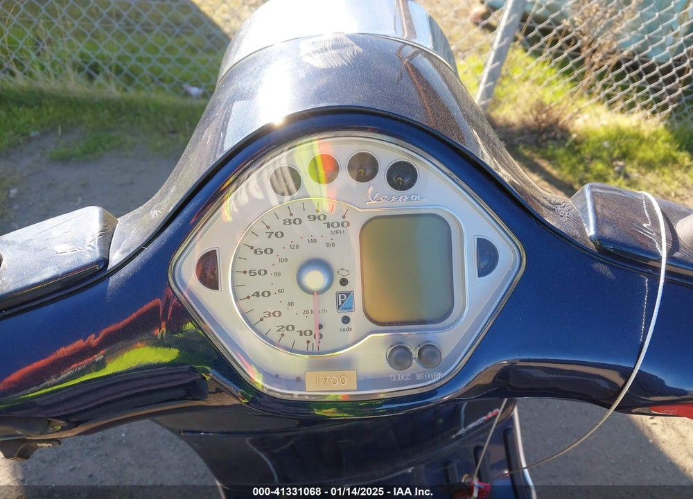 2008 VESPA GTS 250 VIN: ZAPM459L185007391
