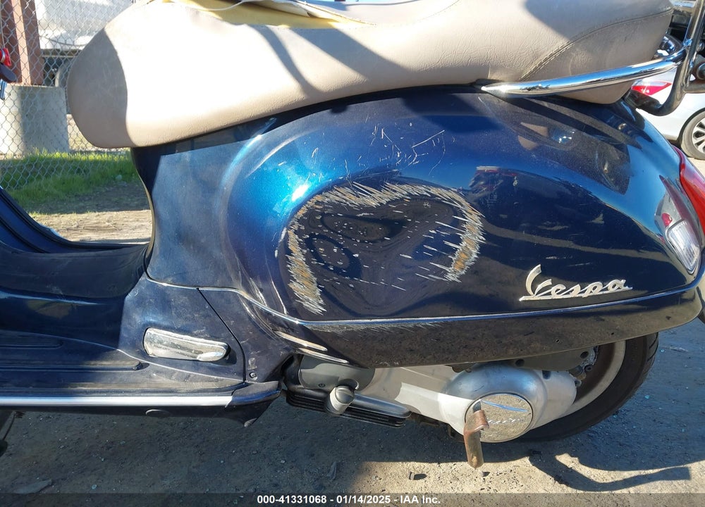 2008 VESPA GTS 250 VIN: ZAPM459L185007391