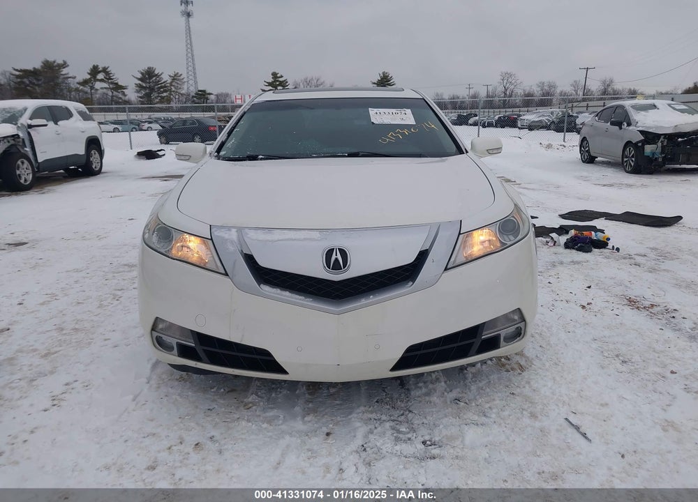 2010 ACURA TL 3.7 VIN: 19UUA9F55AA005875