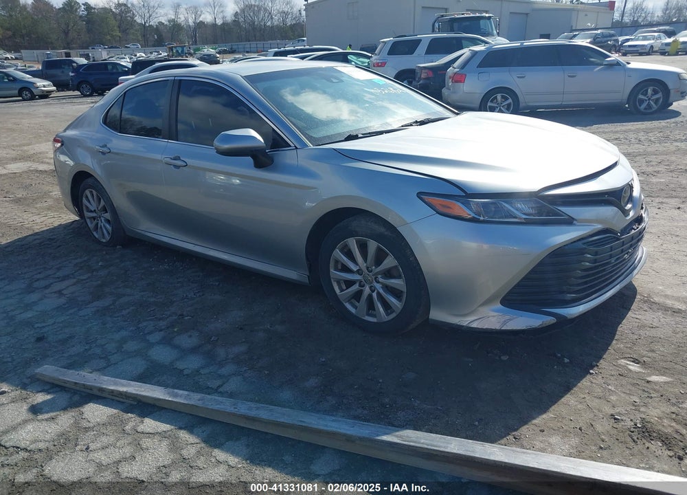 2018 TOYOTA CAMRY LE VIN: JTNB11HK5J3032682