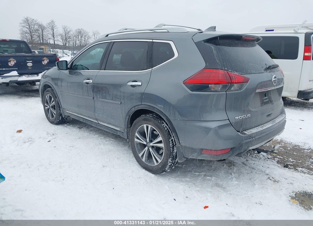 2017 NISSAN ROGUE SL VIN: 5N1AT2MV1HC832787