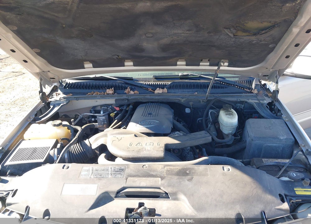 2004 CHEVROLET TAHOE LT VIN: 1GNEK13T94J281685
