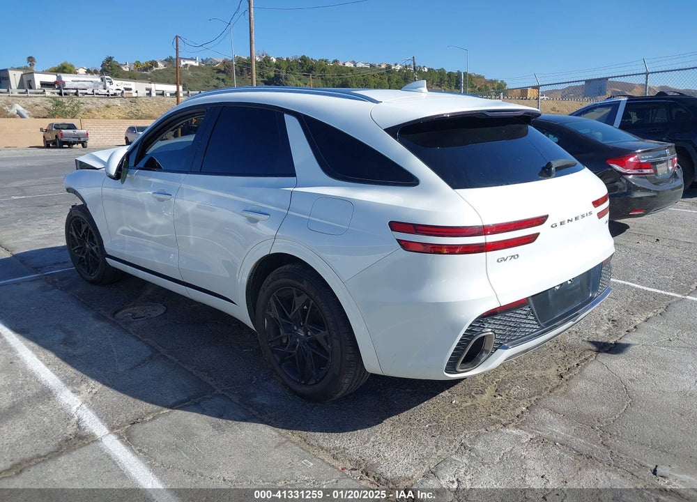 2023 GENESIS GV70 2.5T AWD VIN: KMUMADTBXPU081740