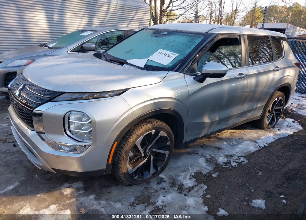 2024 MITSUBISHI OUTLANDER SE 2.5 2WD/SE BLACK EDITION S-AWC/SE BLACK EDITION W/PANO ROOF S-AWC VIN: JA4J3VA87RZ027177