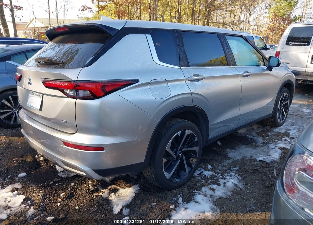 2024 MITSUBISHI OUTLANDER SE 2.5 2WD/SE BLACK EDITION S-AWC/SE BLACK EDITION W/PANO ROOF S-AWC VIN: JA4J3VA87RZ027177