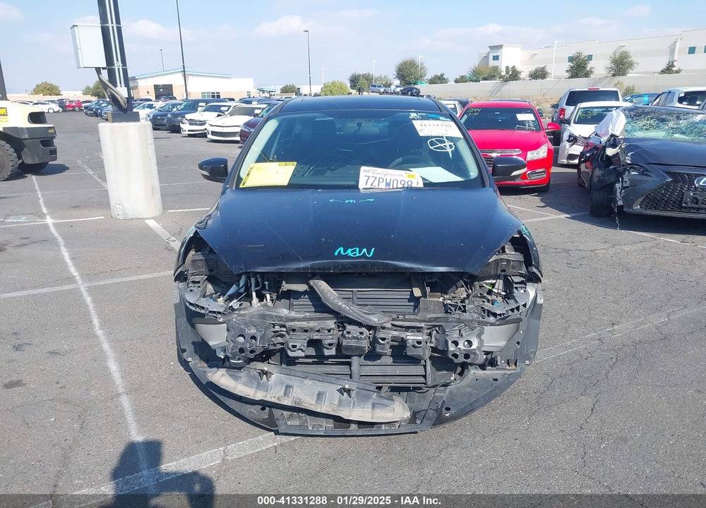 2017 FORD FOCUS SEL VIN: 1FADP3M22HL309995