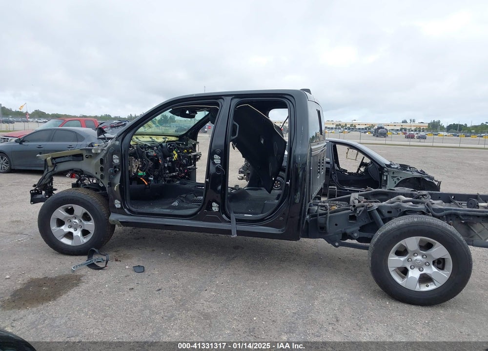 2019 RAM 1500 VIN: 1C6RREDT1KN581293