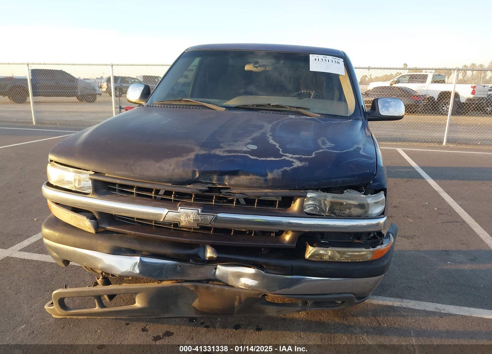 2002 CHEVROLET SILVERADO 1500 LS VIN: 2GCEC19T921380835