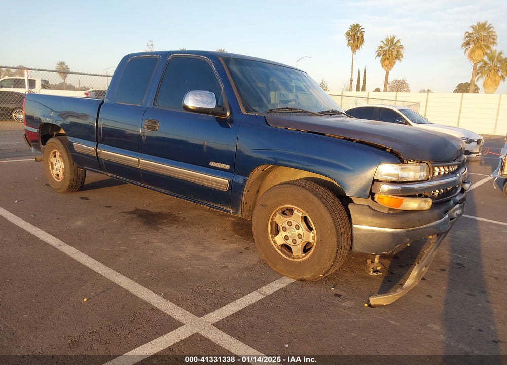 2002 CHEVROLET SILVERADO 1500 LS VIN: 2GCEC19T921380835