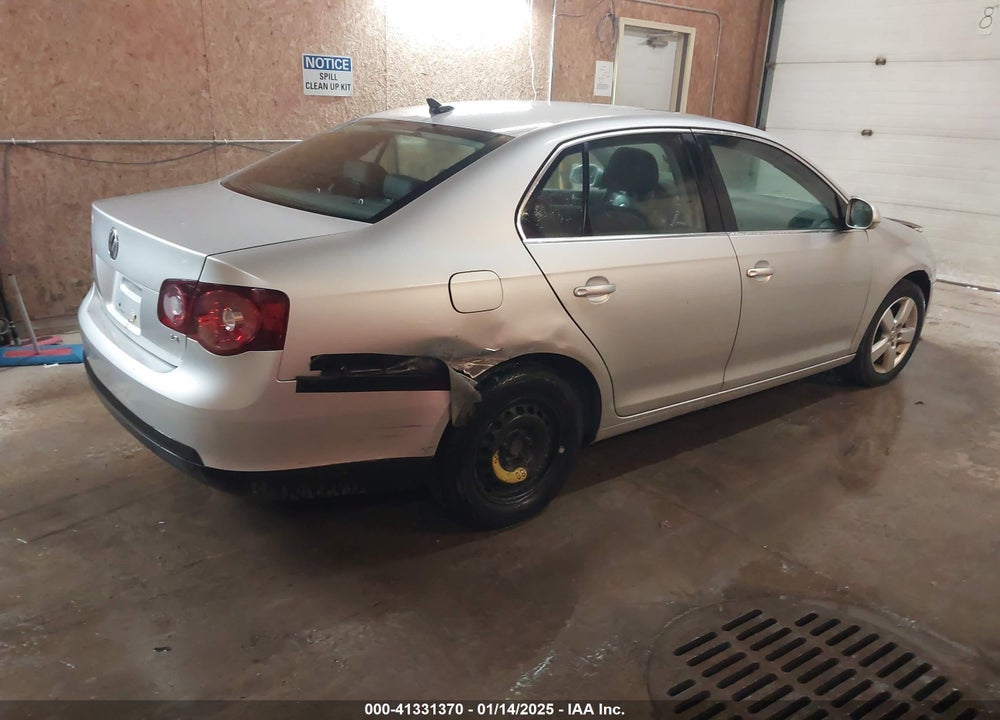 2008 VOLKSWAGEN JETTA SE/SEL VIN: 3VWRM71K18M071413