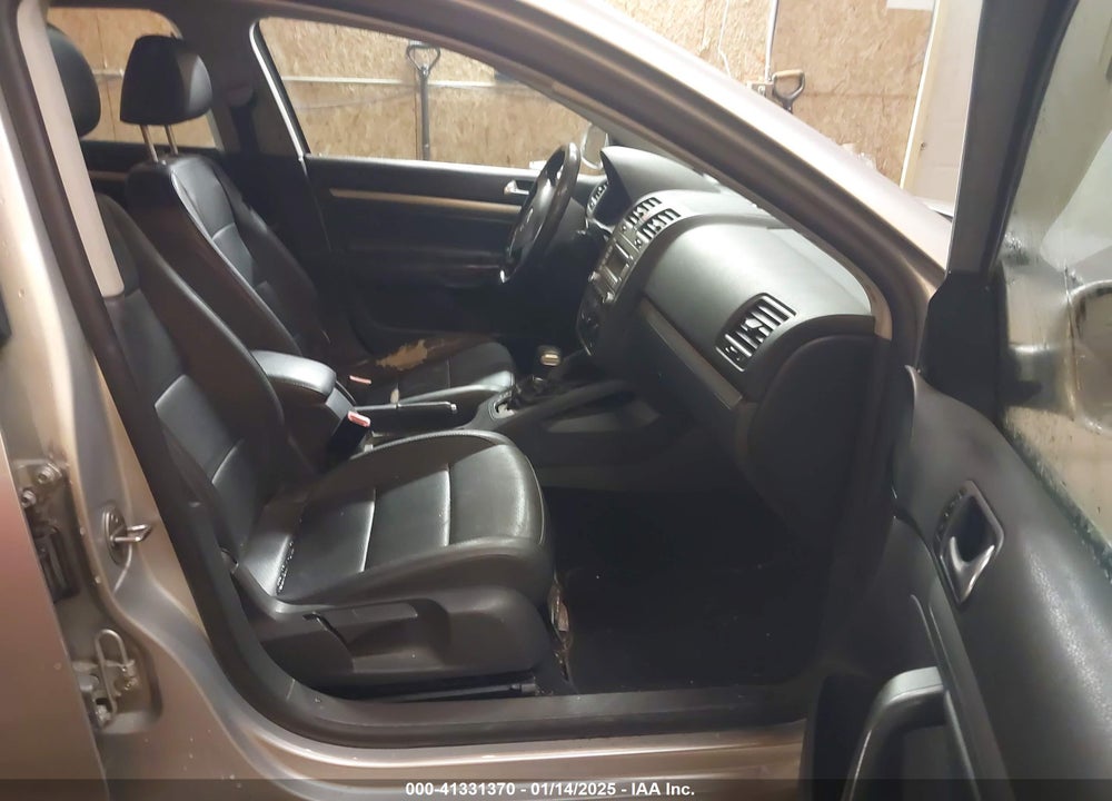 2008 VOLKSWAGEN JETTA SE/SEL VIN: 3VWRM71K18M071413