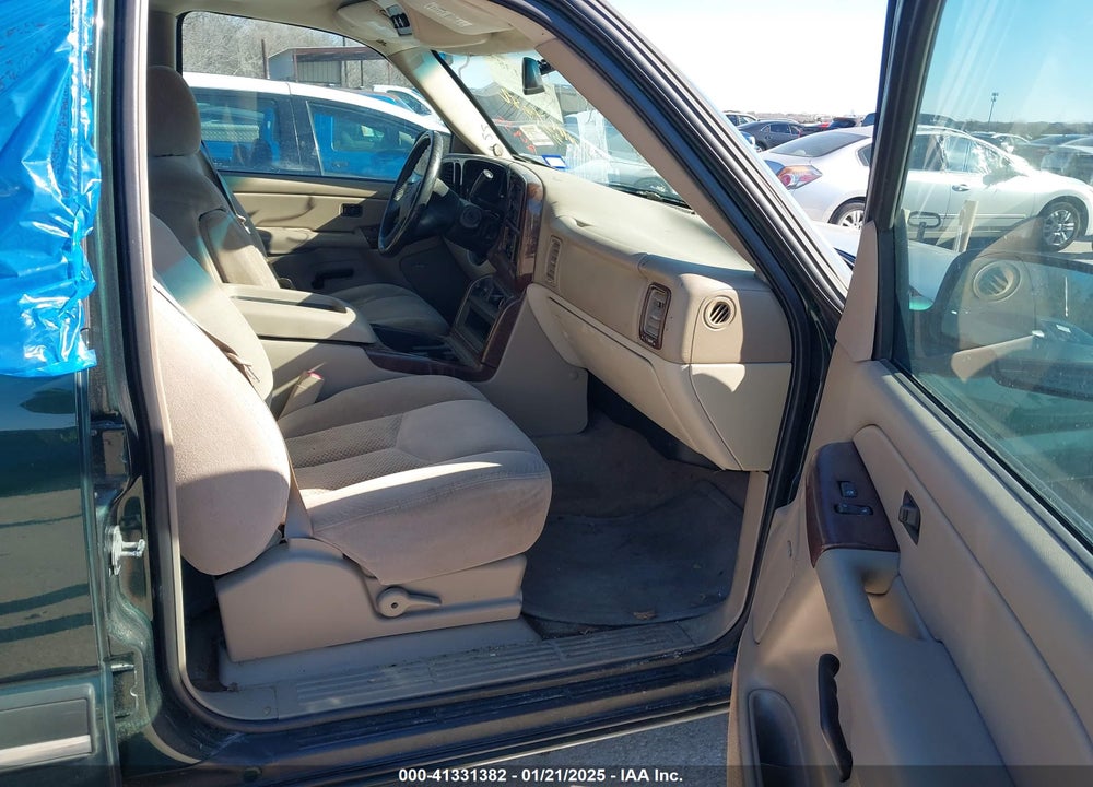 2004 CHEVROLET SUBURBAN 1500 LS VIN: 3GNEC16Z24G316520