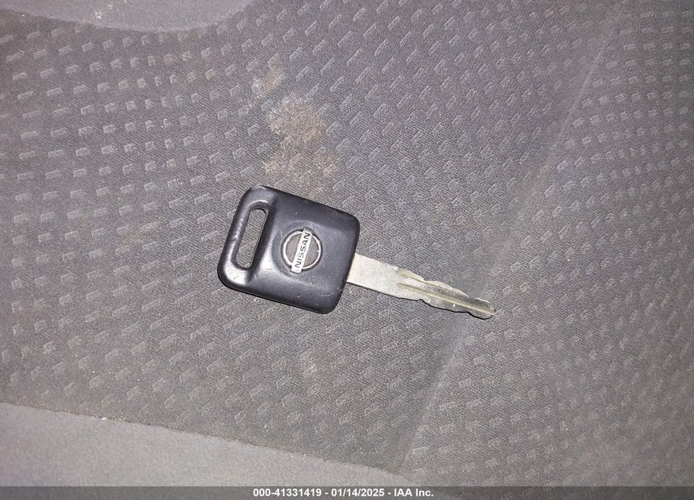 2010 NISSAN SENTRA VIN: 3N1AB6APXAL664889