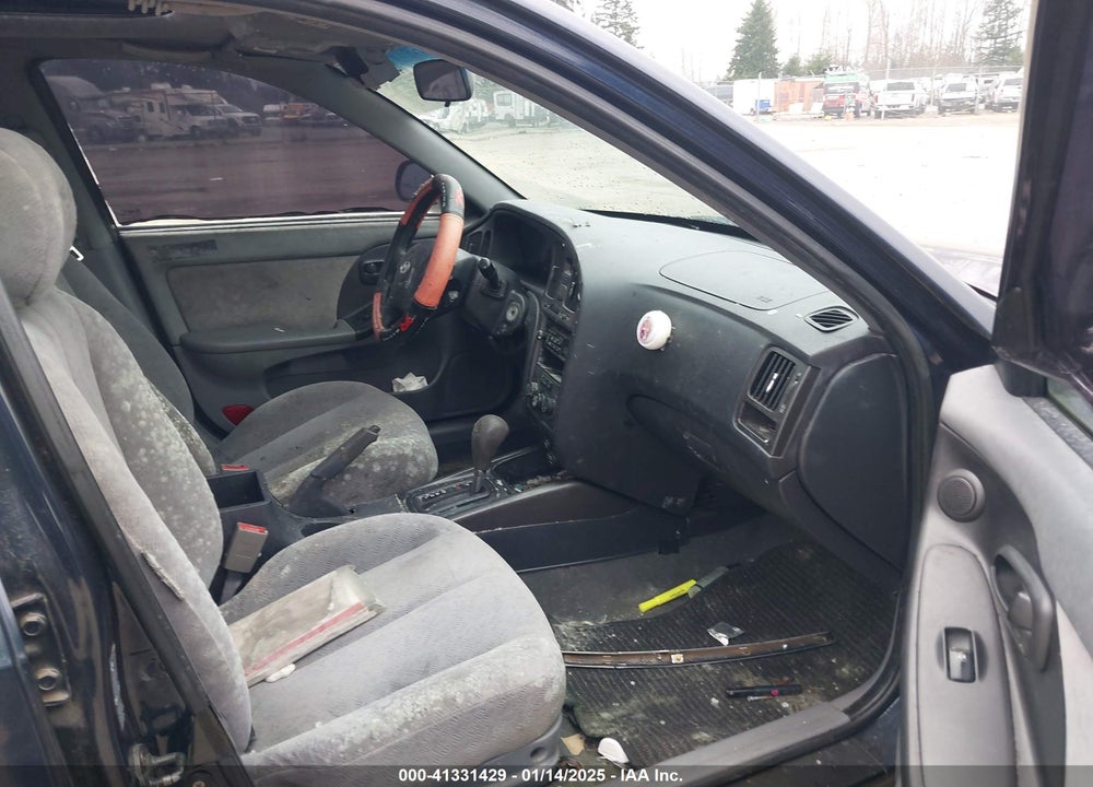 2005 HYUNDAI ELANTRA GLS/GT VIN: KMHDN46D05U068931