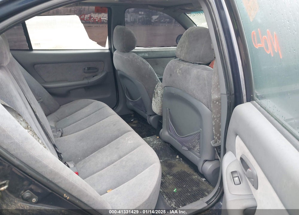 2005 HYUNDAI ELANTRA GLS/GT VIN: KMHDN46D05U068931