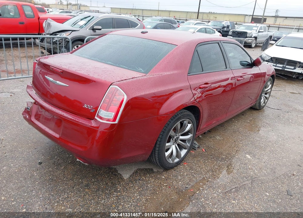 2014 CHRYSLER 300 VIN: 2C3CCABG2EH352444
