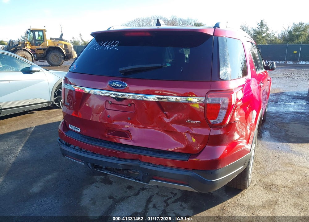 2019 FORD EXPLORER XLT VIN: 1FM5K8D85KGA15467
