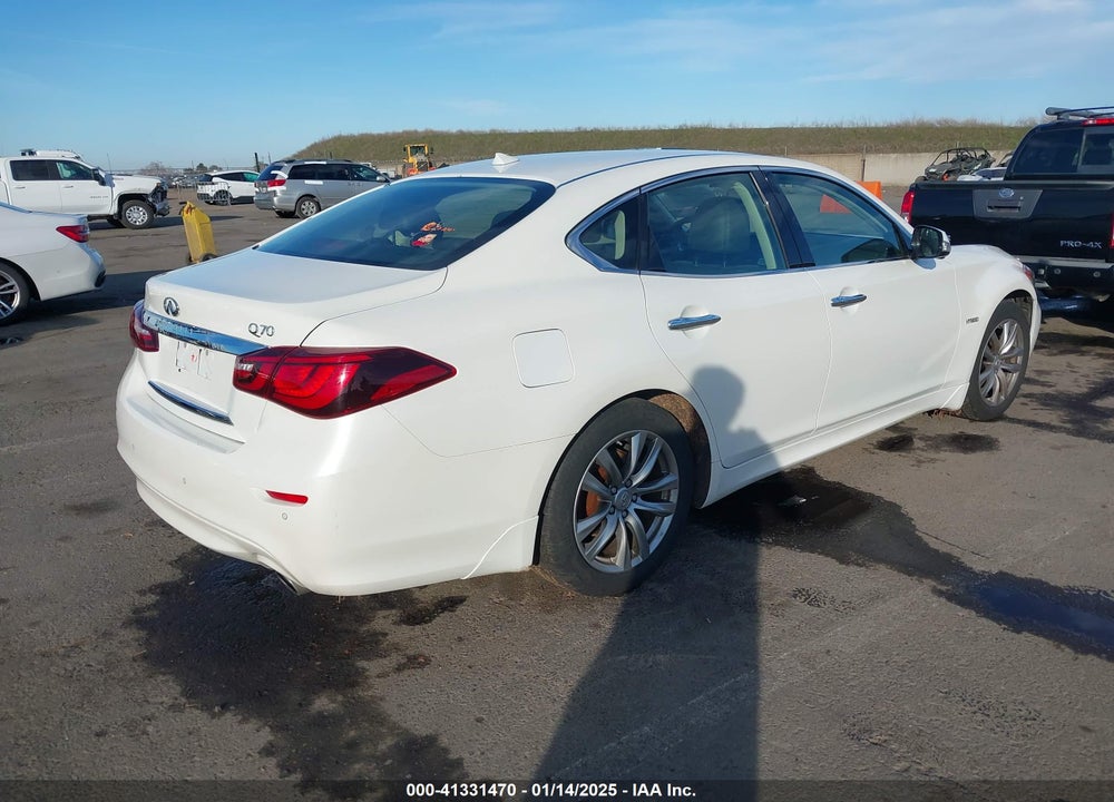 2016 INFINITI Q70H VIN: JN1EY1APXGM470039