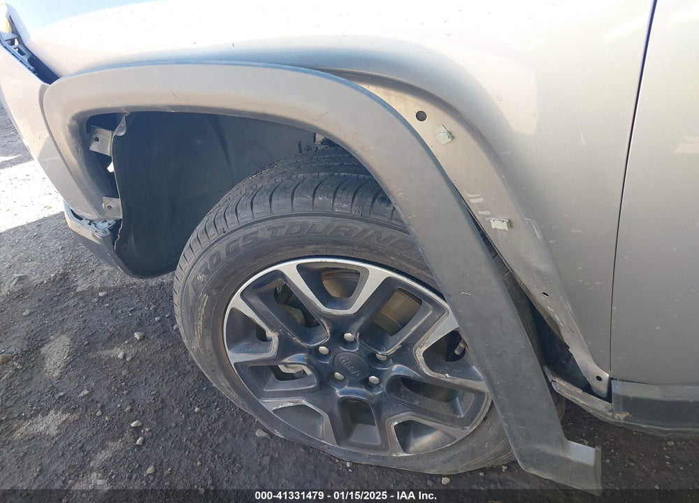 2019 JEEP COMPASS VIN: 3C4NJDDB8KT639044