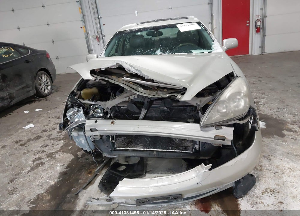 2002 LEXUS ES 300 VIN: JTHBF30G325007955