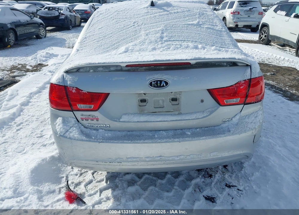 2009 KIA OPTIMA VIN: KNAGE228595319079